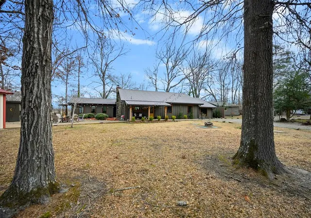 4th image of 732 Red Fox Rd, Broken Bow, OK 74728 | MLS# 1214807