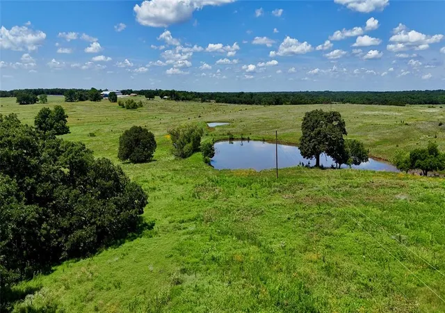 Homes for sale in Mc Loud, OK | 101284 S 3350 Rd, Mc Loud, OK 74851 | MLS# 1214908