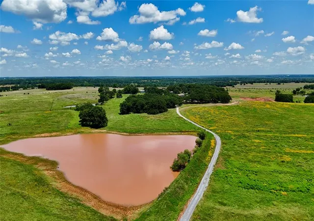 Homes for sale in Mc Loud, OK | 101284 S 3350 Rd, Mc Loud, OK 74851 | MLS# 1214908