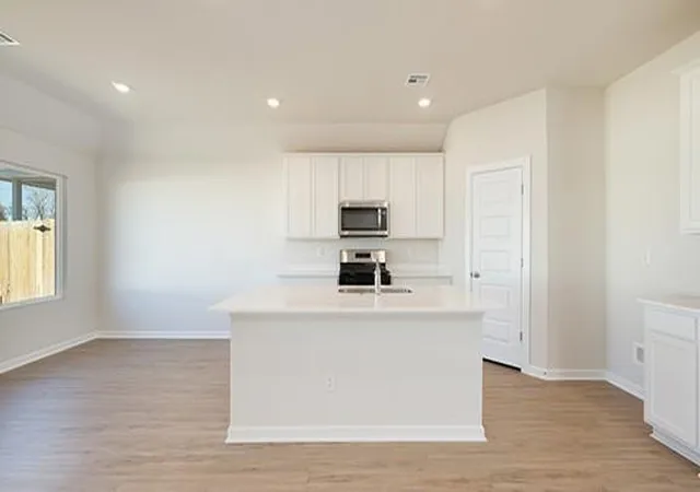Photo 3 of Sale Pending at 1228 E Stallion Ln, Mustang, OK 73064 | MLS# 1215044 | Listing updated on 2026-08-24