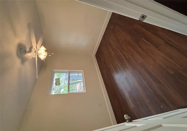 Photo 3 of Single family home for sale at 304 Saturn St, Altus, OK 73521 | MLS# 1215278 | Listing updated on 2026-10-06