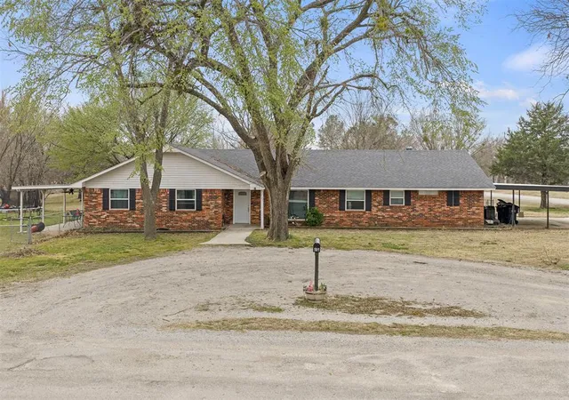 Homes for sale in Ardmore, OK | 501 Ruidosa St, Ardmore, OK 73401 | MLS# 1215588