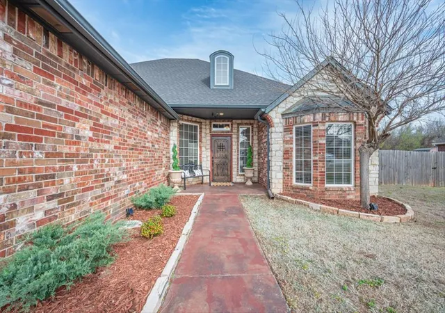 2nd image of 3856 Kindle Ln, Norman, OK 73072 | MLS# 1215682