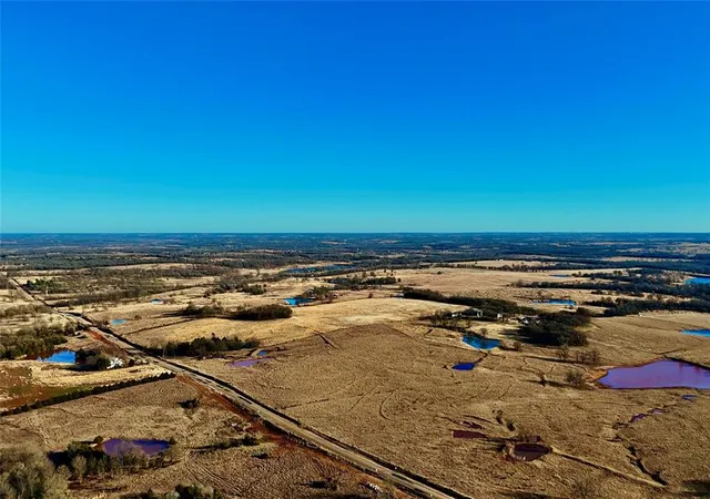 Homes for sale in Mc Loud, OK | E 1010 Rd, Mc Loud, OK 74851 | MLS# 1215711