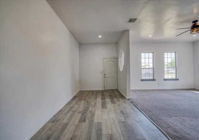 3rd image of 4040 Lynda Ln, Guthrie, OK 73044 | MLS# 1215761