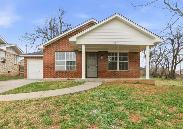Homes for sale in Oklahoma City, OK | 1525 Ne 8th St, Oklahoma City, OK 73117 | MLS# 1215819