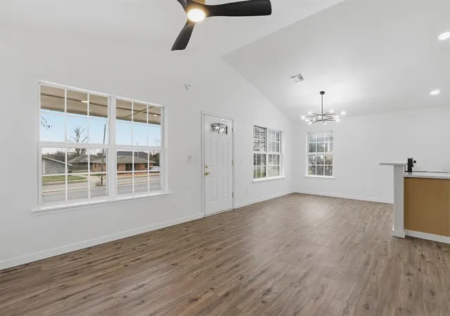 Homes for sale in Oklahoma City, OK | 1525 Ne 8Th St, Oklahoma City, OK 73117 | MLS# 1215819
