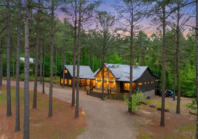 1st image of 210 Green Apple Trl, Broken Bow, OK 74728 | MLS# 1215822