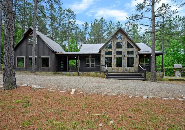 43rd image of 210 Green Apple Trl, Broken Bow, OK 74728 | MLS# 1215822