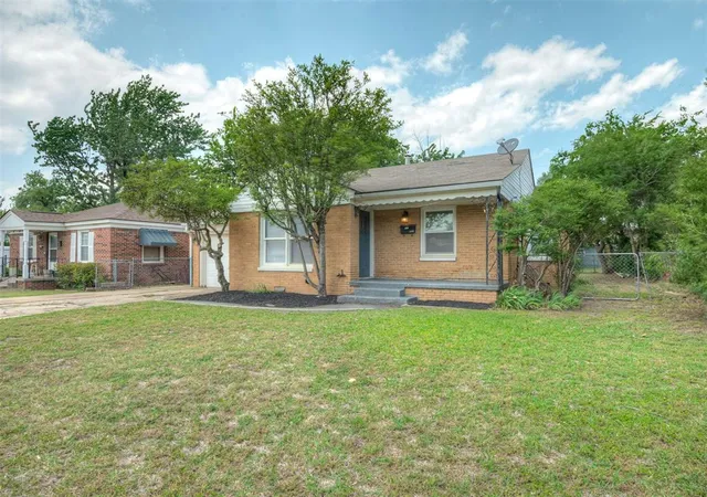Homes for sale in Oklahoma City, OK | 2145 Brighton Ave, Oklahoma City, OK 73120 | MLS# 1215868
