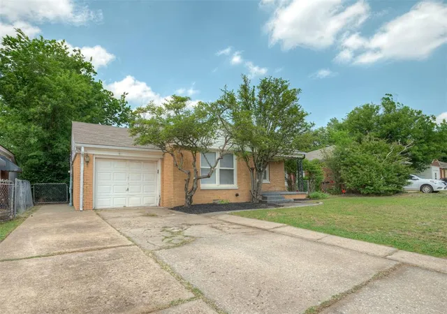 Homes for sale in Oklahoma City, OK | 2145 Brighton Ave, Oklahoma City, OK 73120 | MLS# 1215868