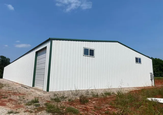 Homes for sale in Byars, OK | 37267 N Ok- 59 Hwy, Byars, OK 74873 | MLS# 1215912