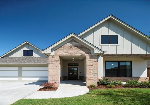 Photo 3 of Sale Pending at 1217 Wilmot St, Norman, OK 73069 | MLS# 1216072 | Listing updated on 2026-08-04