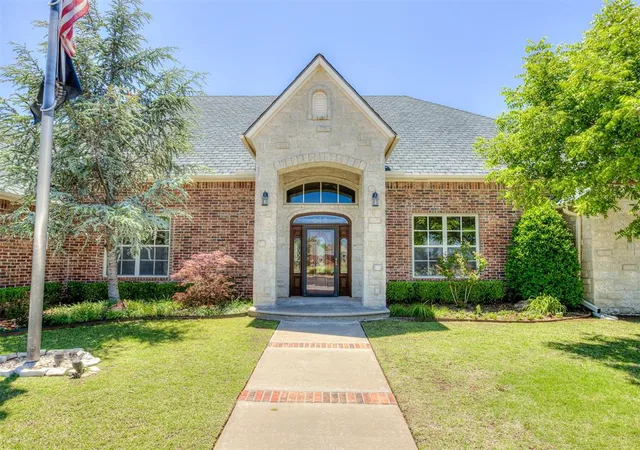 2nd image of 12325 Carriage Way, Oklahoma City, OK 73142 | MLS# 1216073