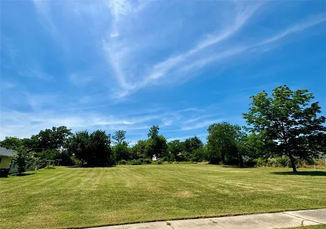 Photo 3 of Land for sale at 423 N Park St, Seminole, OK 74868 | MLS# 1216080 | Listing updated on 2026-02-26