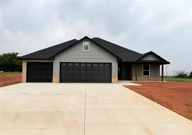 Homes for sale in Blanchard, OK | 2204 Winter Ridge Rd, Blanchard, OK 73010 | MLS# 1216105