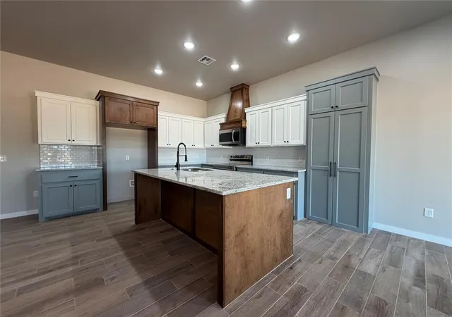 Photo 3 of Sale Pending at 2204 Winter Ridge Rd, Blanchard, OK 73010 | MLS# 1216105 | Listing updated on 2026-09-28