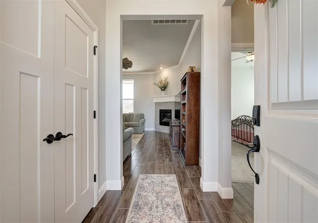 4th image of 8930 Tall Oaks Dr, Guthrie, OK 73044 | MLS# 1216251