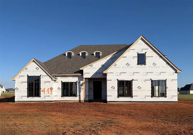 1st image of 411 Venetian Ave, Piedmont, OK 73078 | MLS# 1216269