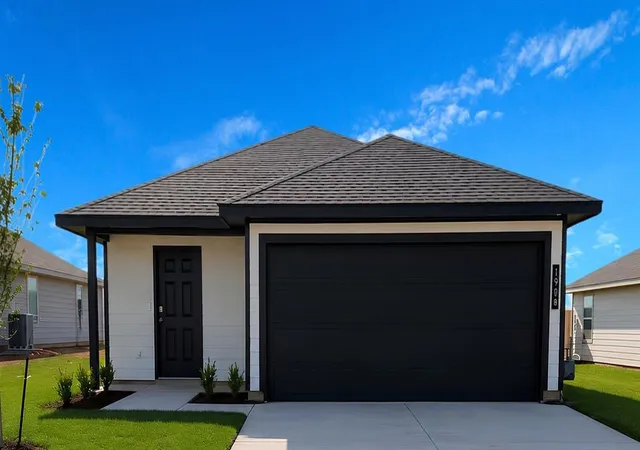 Photo 1 of Single family home for sale at 1908 Redbud Way, El Reno, OK 73036 | MLS# 1216281 | Listing updated on 2026-08-25