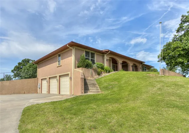 Homes for sale in Choctaw, OK | 539 Buttermilk Cloud Rdg, Choctaw, OK 73020 | MLS# 1216320