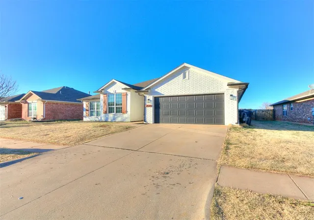 3rd image of 2525 Nw 179Th Ct, Edmond, OK 73012 | MLS# 1216361