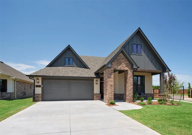 1st image of 7901 Nw 163rd St, Edmond, OK 73013 | MLS# 1216385