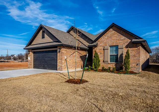 Homes for sale in Yukon, OK | 1912 Long Cove Ave, Yukon, OK 73099 | MLS# 1216434