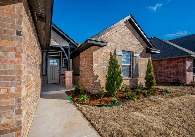 Homes for sale in Yukon, OK | 1912 Long Cove Ave, Yukon, OK 73099 | MLS# 1216434