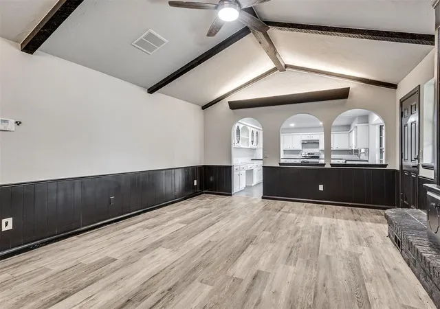 5th image of 2502 Ridgecrest Dr, El Reno, OK 73036 | MLS# 1216776