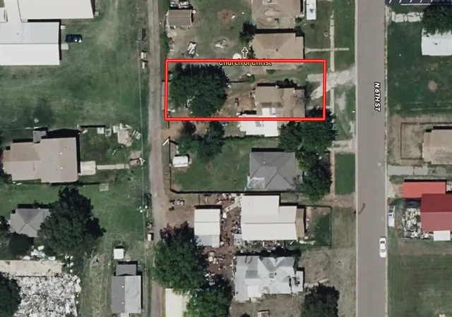 2nd image of 407 N 6th St, Sayre, OK 73662 | MLS# 1216808
