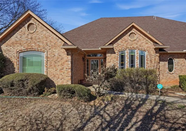 4th image of 3304 Pondridge Rd, Chickasha, OK 73018 | MLS# 1216848