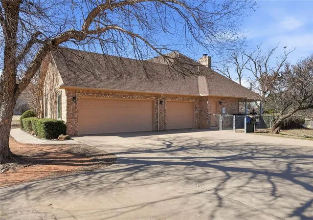 5th image of 3304 Pondridge Rd, Chickasha, OK 73018 | MLS# 1216848