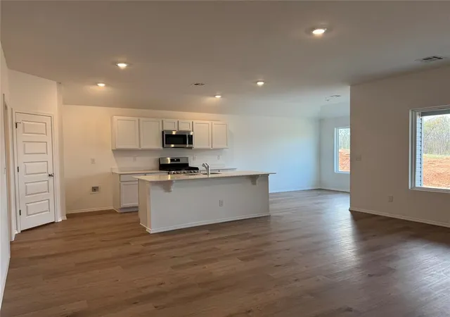 Homes for sale in Chandler, OK | 2014 Chandler Meadows Dr, Chandler, OK 74834 | MLS# 1216934