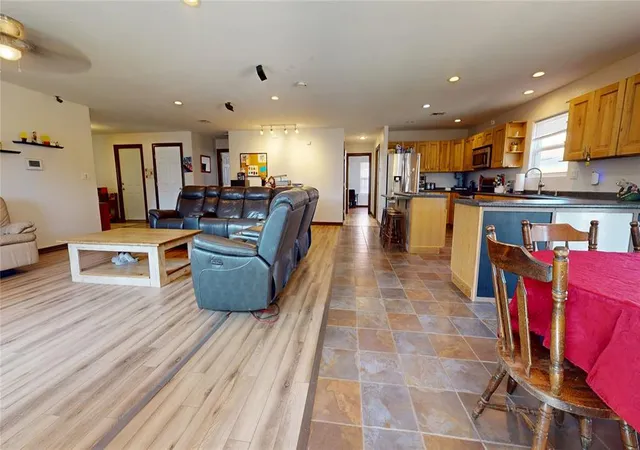 5th image of 1601 N Ward Rd, Ardmore, OK 73401 | MLS# 1216935