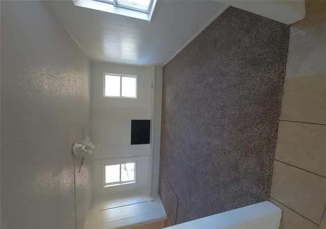 3rd image of 6800 Lancer Ln, Oklahoma City, OK 73132 | MLS# 1216962