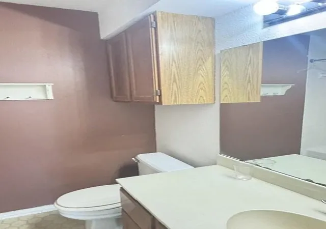 image of 3000 Chautauqua Ave, Norman, OK 73072