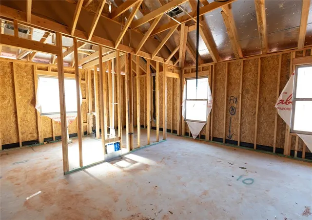 2nd image of 9304 Nw 119th St, Yukon, OK 73099 | MLS# 1217001