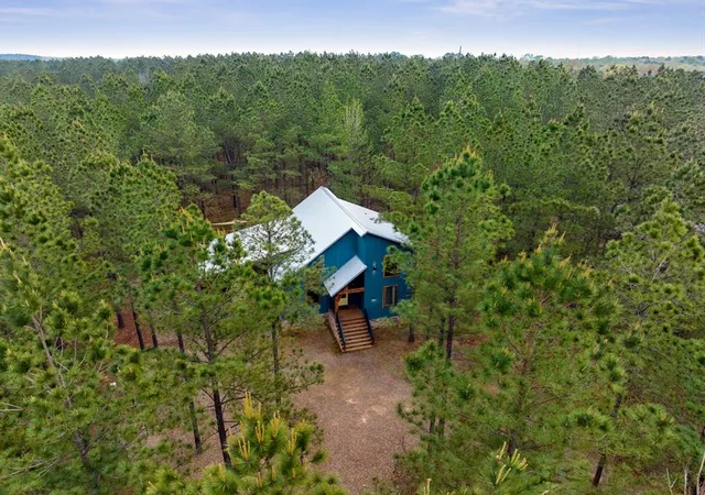 2nd image of 116 Hickory Ridge Rd, Millerton, OK 74750 | MLS# 1217092