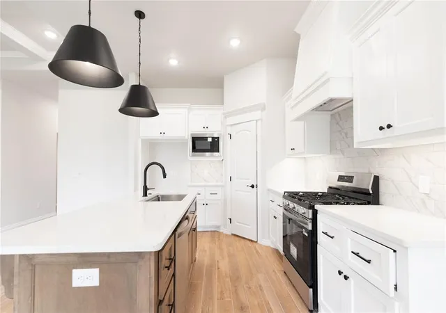 Photo 3 of Single family home for sale at 9216 Nw 119th Street, Yukon, OK 73099 | MLS# 1217120 | Listing updated on 2026-09-22