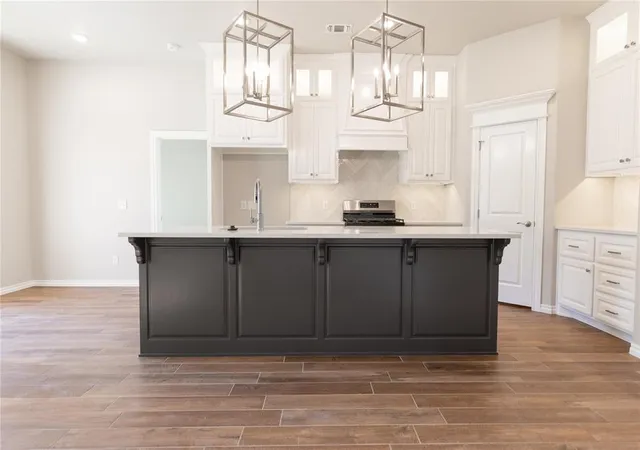 Single family home for sale at 9224 NW 119th Street, Yukon, OK 73099 | MLS# 1217130