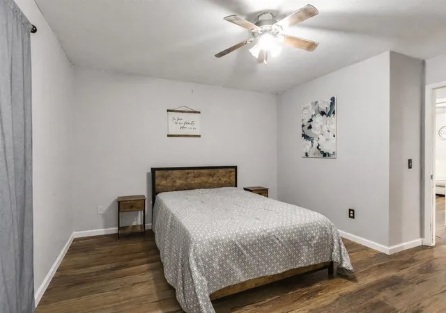 5th image of 217 Czech Hall Pl, Yukon, OK 73099 | MLS# 1217174