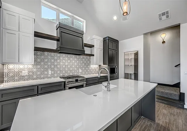 Homes for sale in Edmond, OK | 4125 Emery Dr, Edmond, OK 73034 | MLS# 1217390