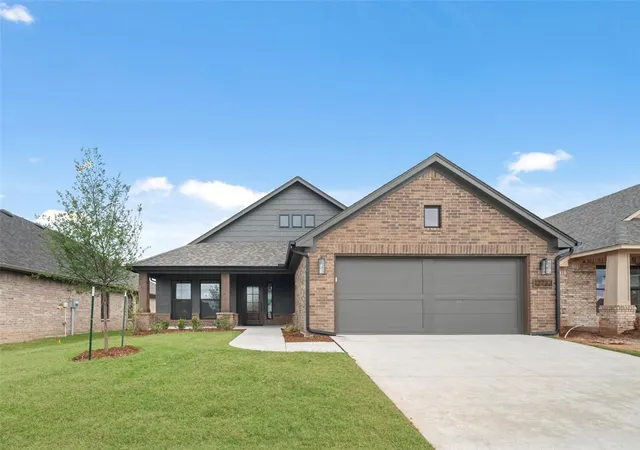 1st image of 12733 Nw 2nd St, Yukon, OK 73099 | MLS# 1217404