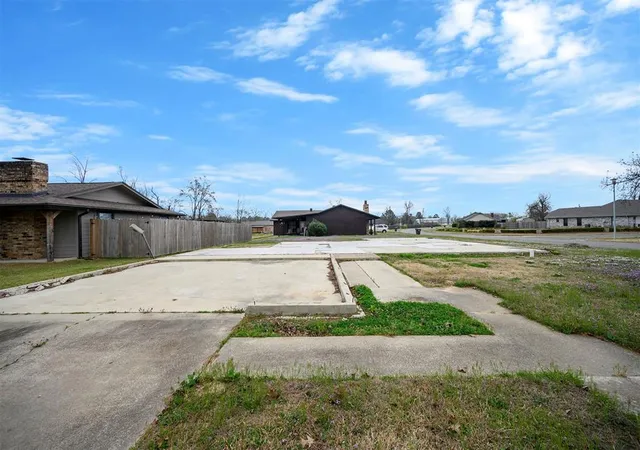 Homes for sale in Idabel, OK | 102 Banbury Ln, Idabel, OK 74745 | MLS# 1217409