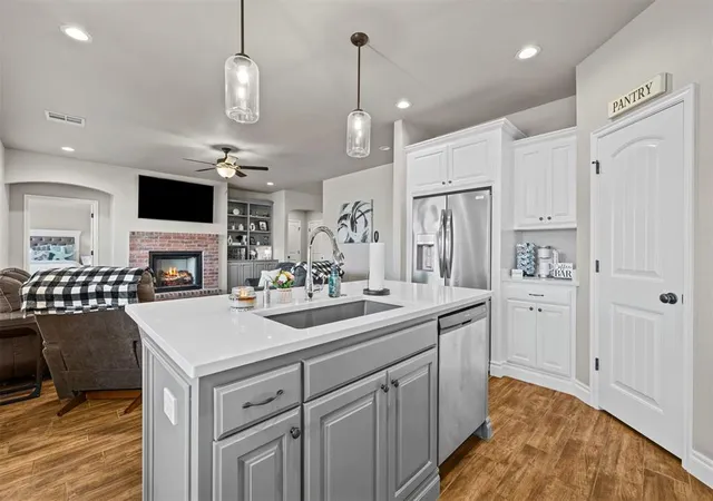 Photo 5 of Single Family Residence at 4517 Black Mesa Ln, Yukon, OK 73099 | MLS# 1217440 | | Sold on 2026-04-20