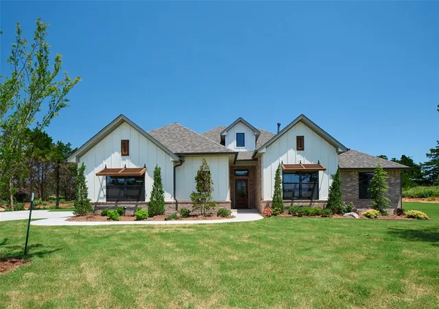 Homes for sale in Mustang, OK | 9201 Sw 90th St, Mustang, OK 73064 | MLS# 1217472