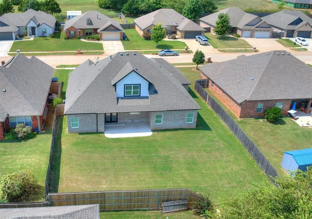 Photo 49 of Sale Pending at 2125 Valley Holw, Norman, OK 73071 | MLS# 1217482 | Listing updated on 2026-03-19