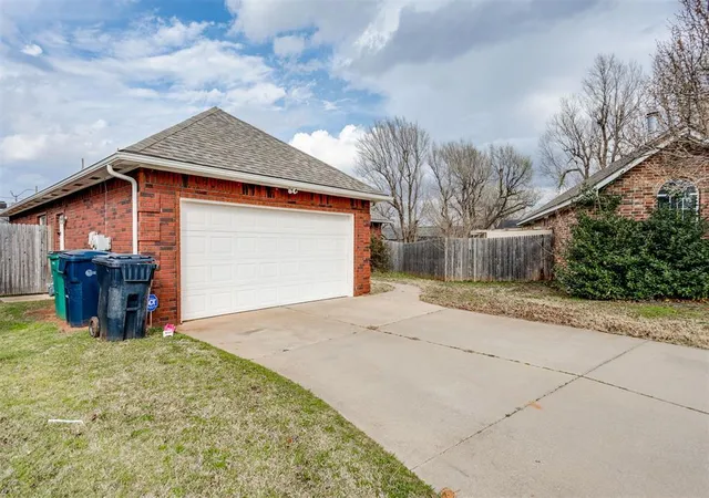 Photo 3 of Single Family Residence at 4904 Southeast 48th Ter, Oklahoma City, OK 73135 | MLS# 1217506 | | Sold on 2026-07-09