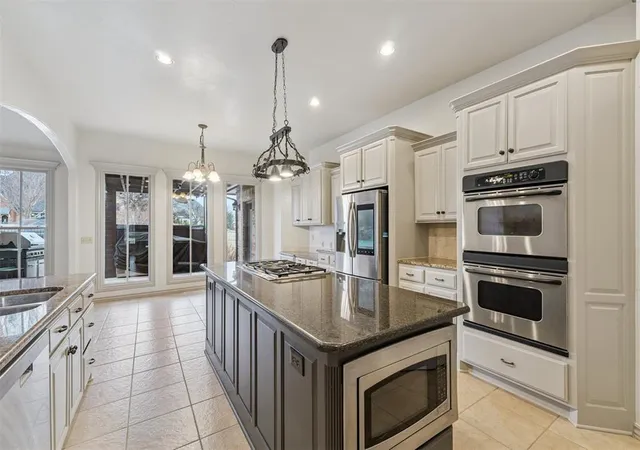 4th image of 17205 Osprey Cir, Edmond, OK 73012 | MLS# 1217528